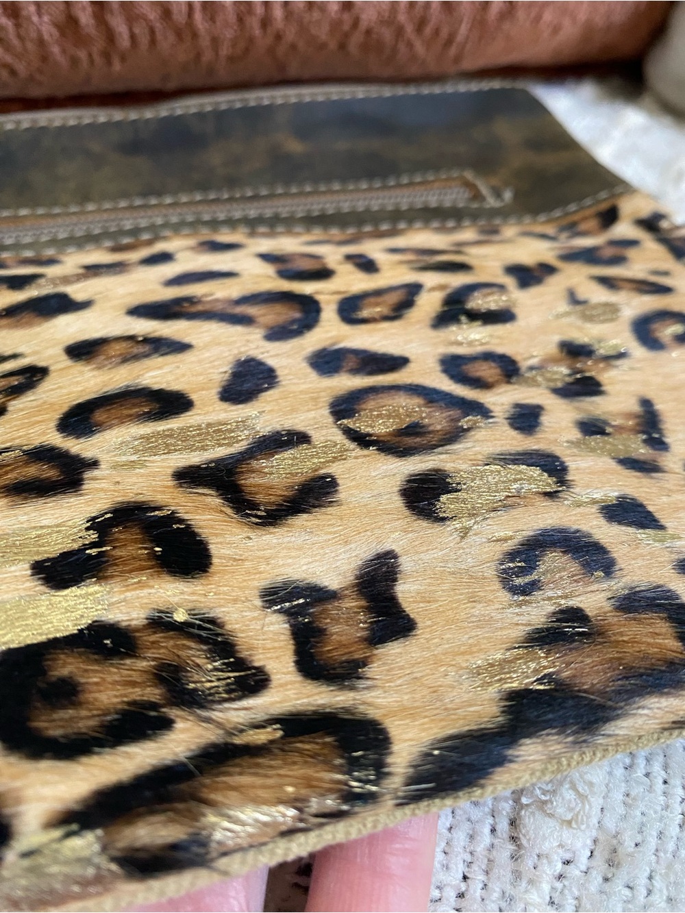 {Myra Bag} NWT Leopard Hair Wristlet - Picture 4 of 7